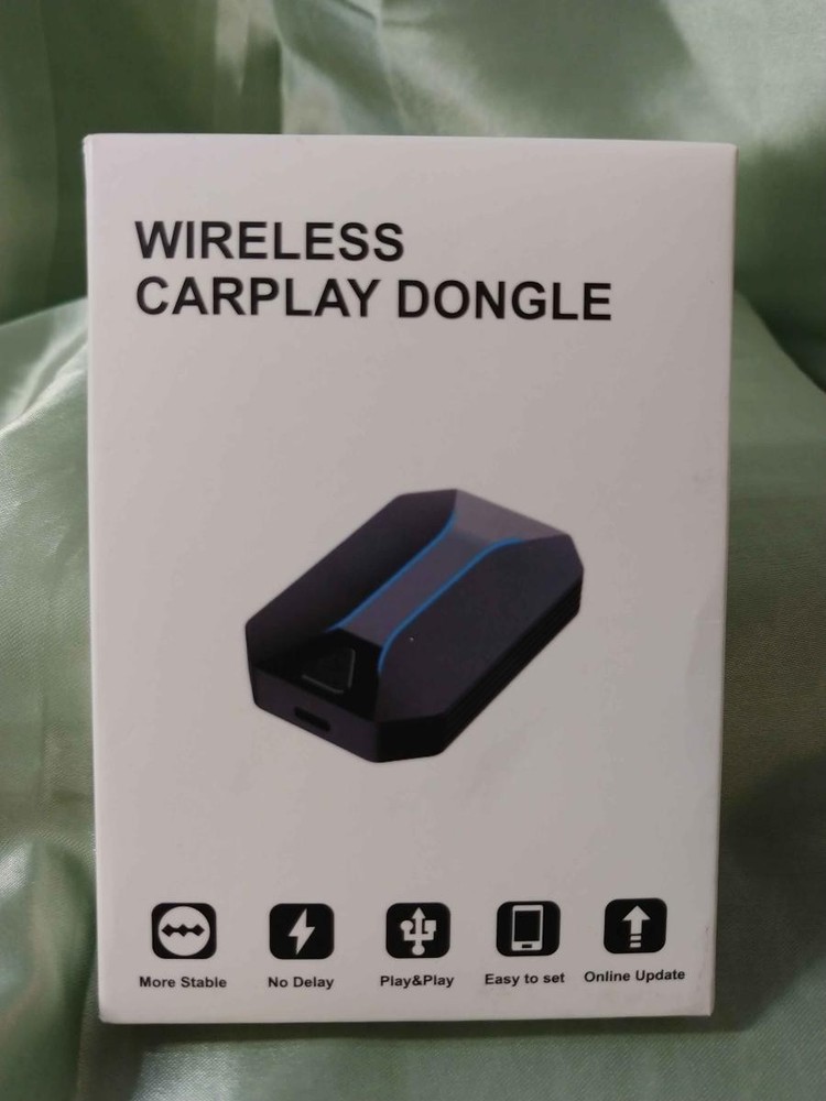 Wireless CarPlay Dongle Adapter for iPhone iOS 10+ Plug & Play EZUISVE