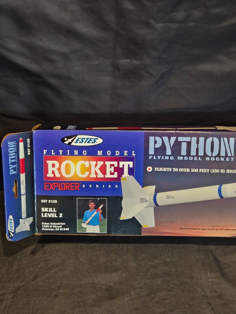 ESTES #2129 PYTHON Flying Model Rocket Kit - Explorer Series NEW