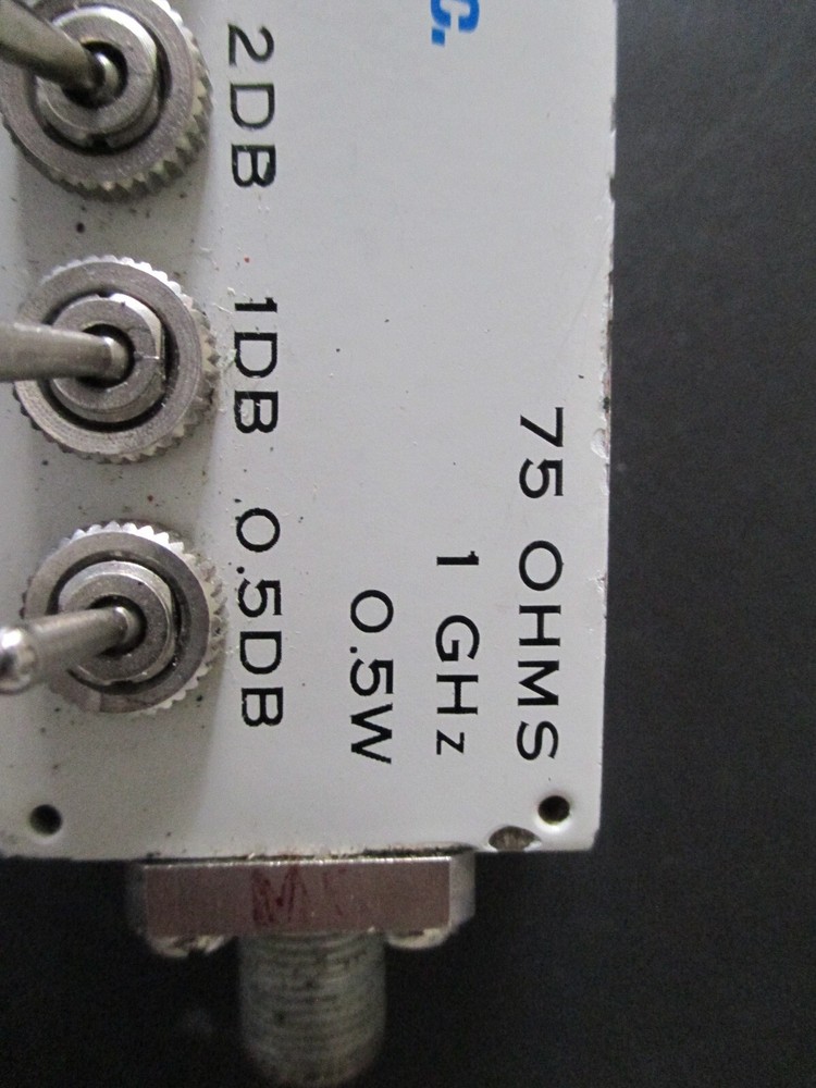 ComSonics, Inc. Model 905 102.5DB Selectable Strip Variable Attenuator
