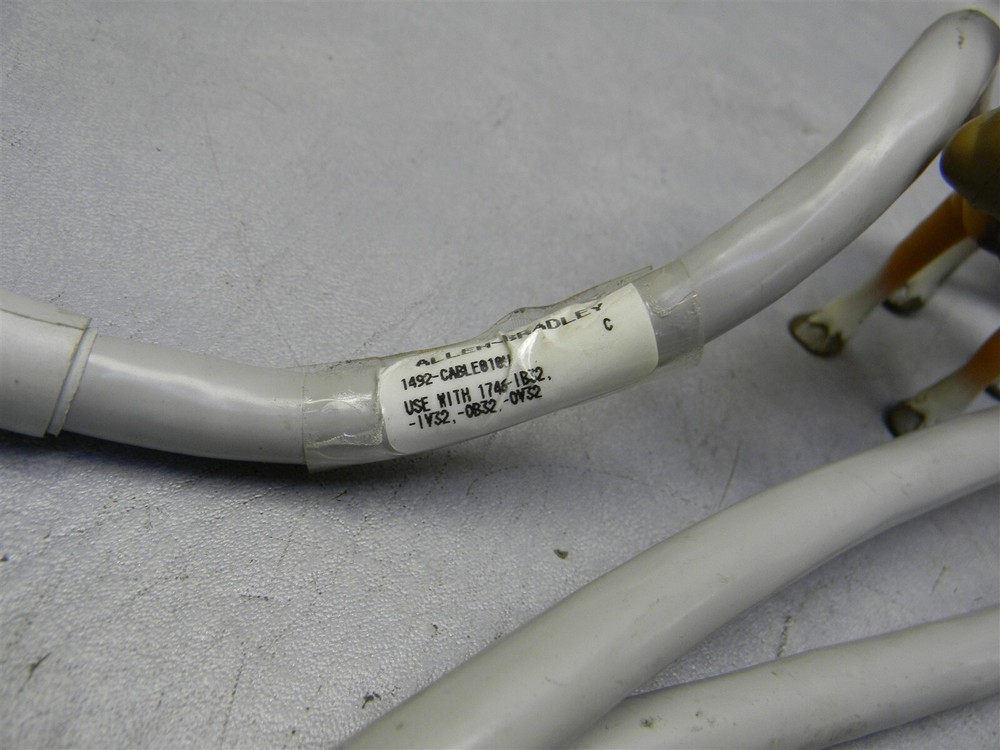 Allen-Bradley 1492-CABLE010H Computer Network Cable