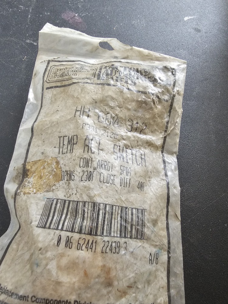 Carrier HH 680 312 Temp. Act. Switch