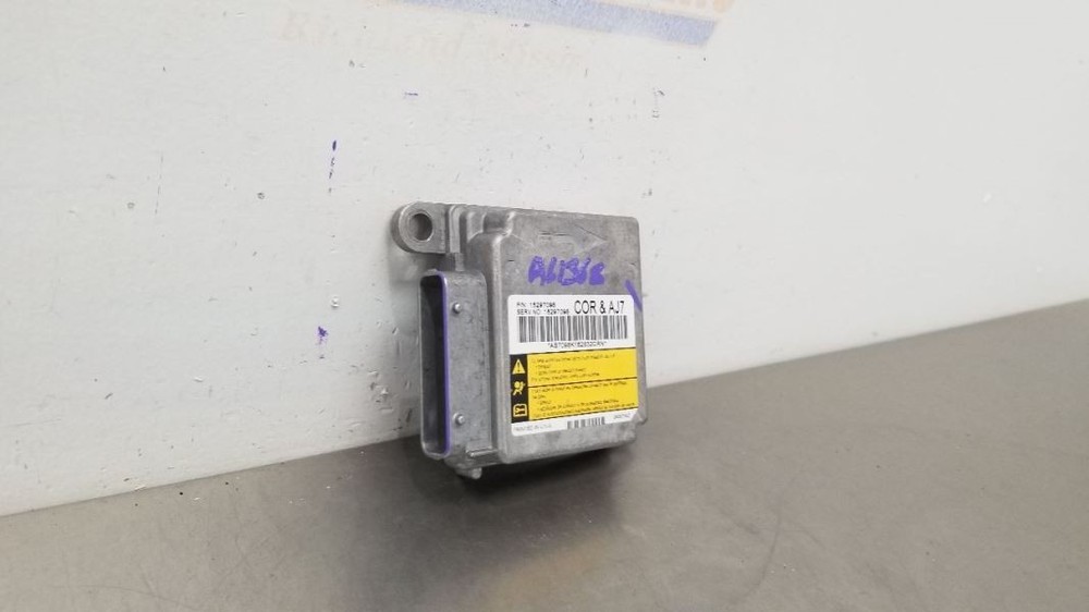 07 CHEVY CORVETTE C6 SRS CONTROL MODULE 15297098