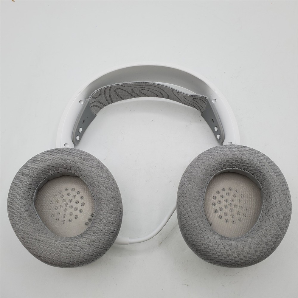 SteelSeries Arctis Nova 3P Wireless Multi-Platform Gaming Headset, White