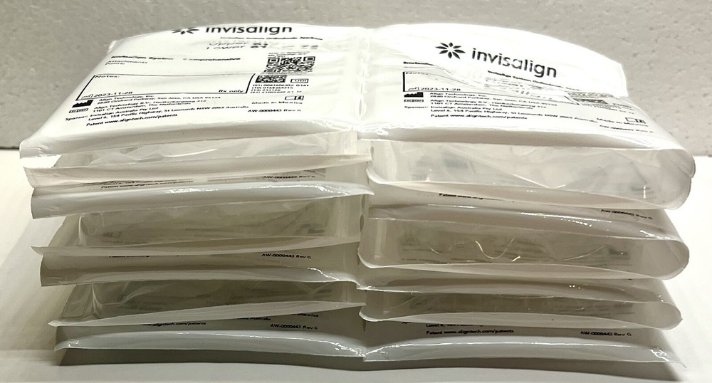 INVISALIGN Teeth Aligners Clear Braces Retainers, Arts & Craft Projects Only