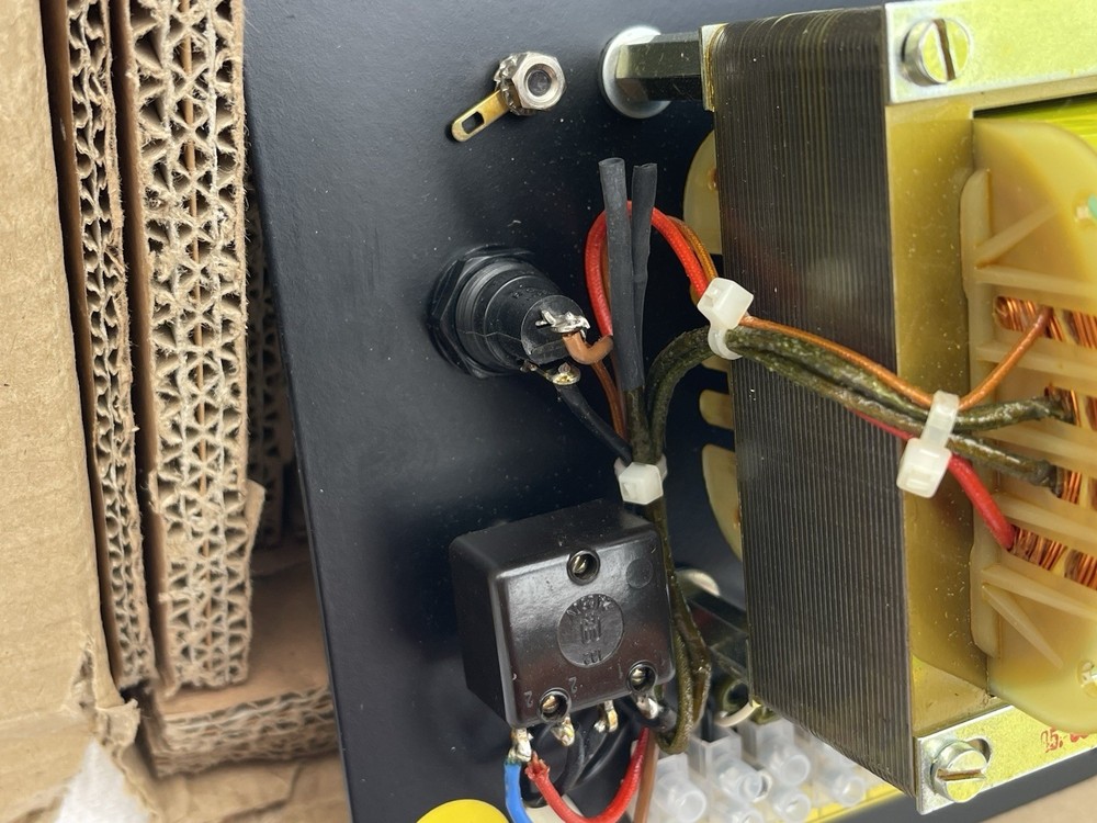 Bosch "Transformator-Tafel" (Transformer Panel) Model KDAW 9985