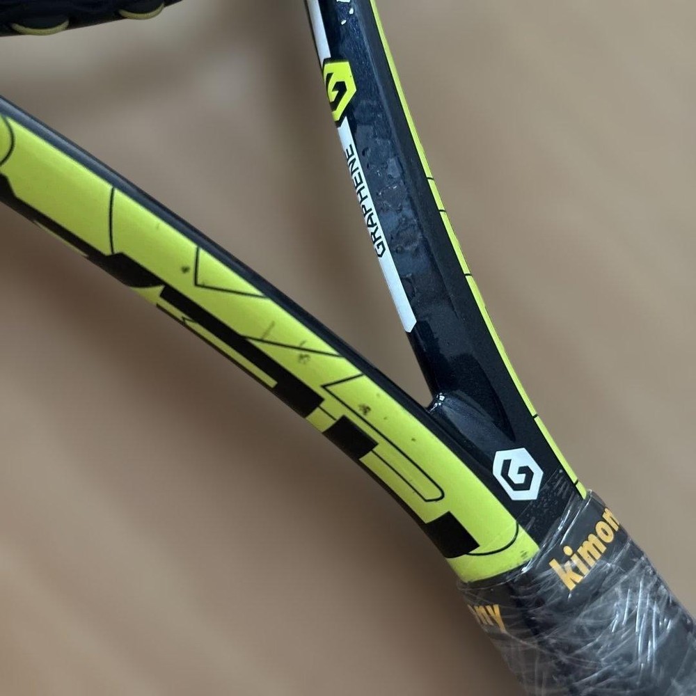 HEAD PRO GRAPHENE tennis racket (hard)