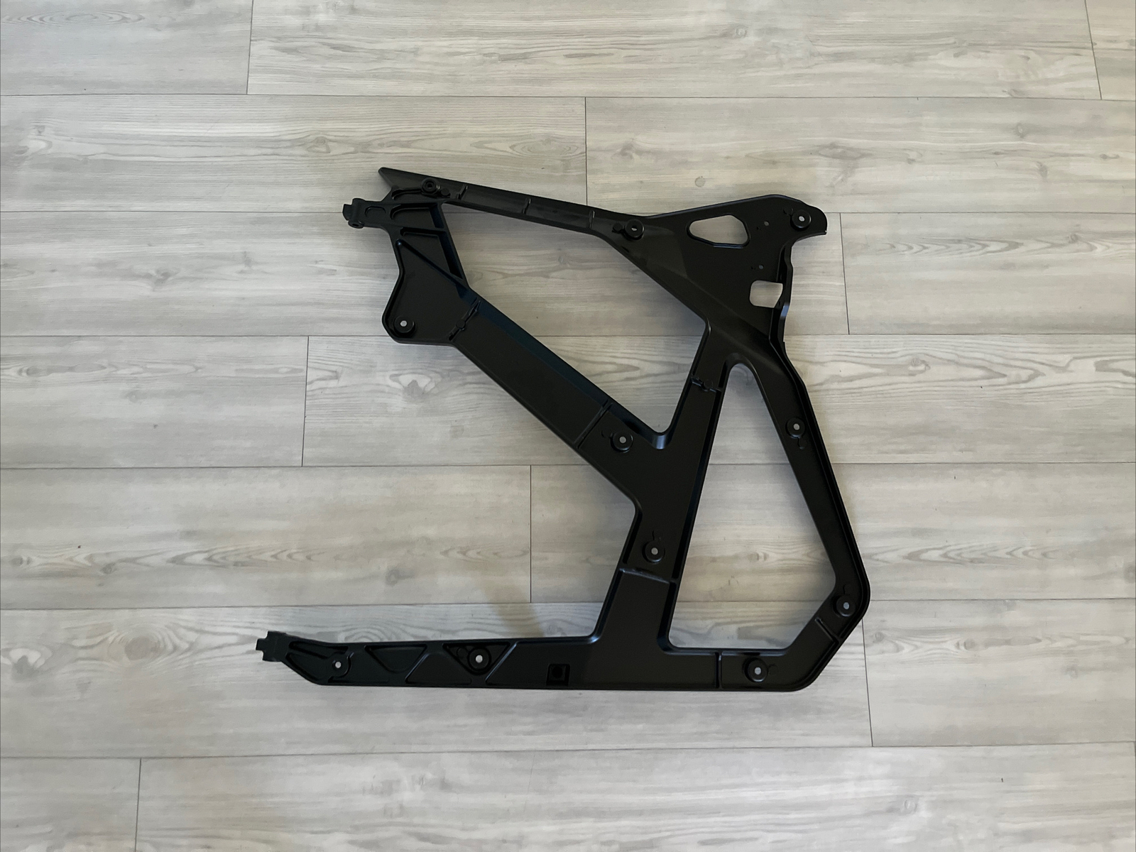 Oem Factory Polaris Pro XP R RIGHT REAR RH Passenger DOOR FRAME 5634218-458