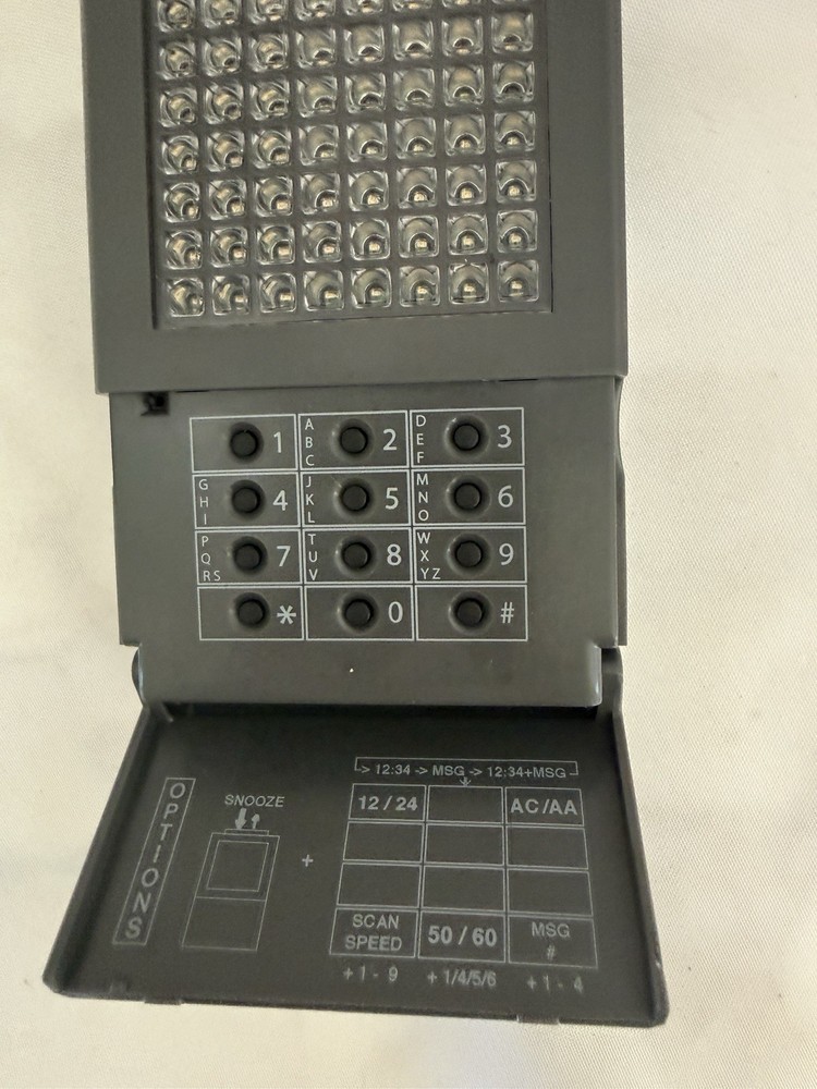 Marquee Programmable LED Scrolling Sign-Display Board 2" x 2" (WITH BATTERIES).