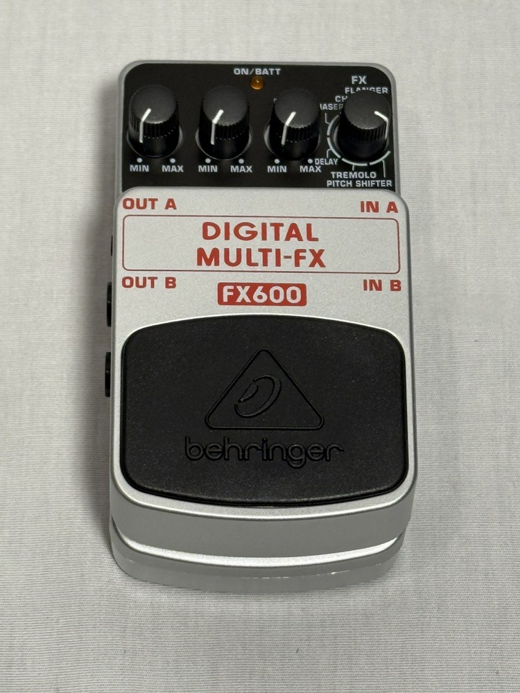Behringer FX600 Digital Multi-FX Effect Pedal