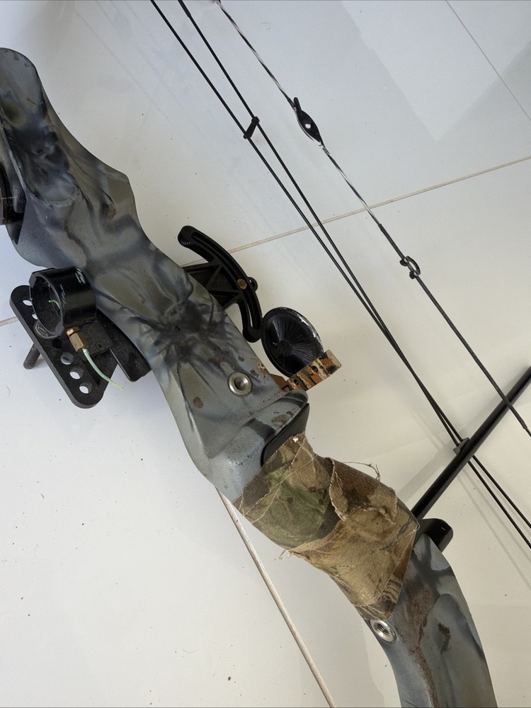 Jennings Sonic XL Compound Bow With Arrows
