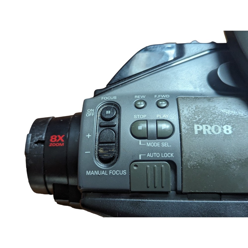 RCA PRO 8 Video Camcorder w/ Case Accessories Remote Extras