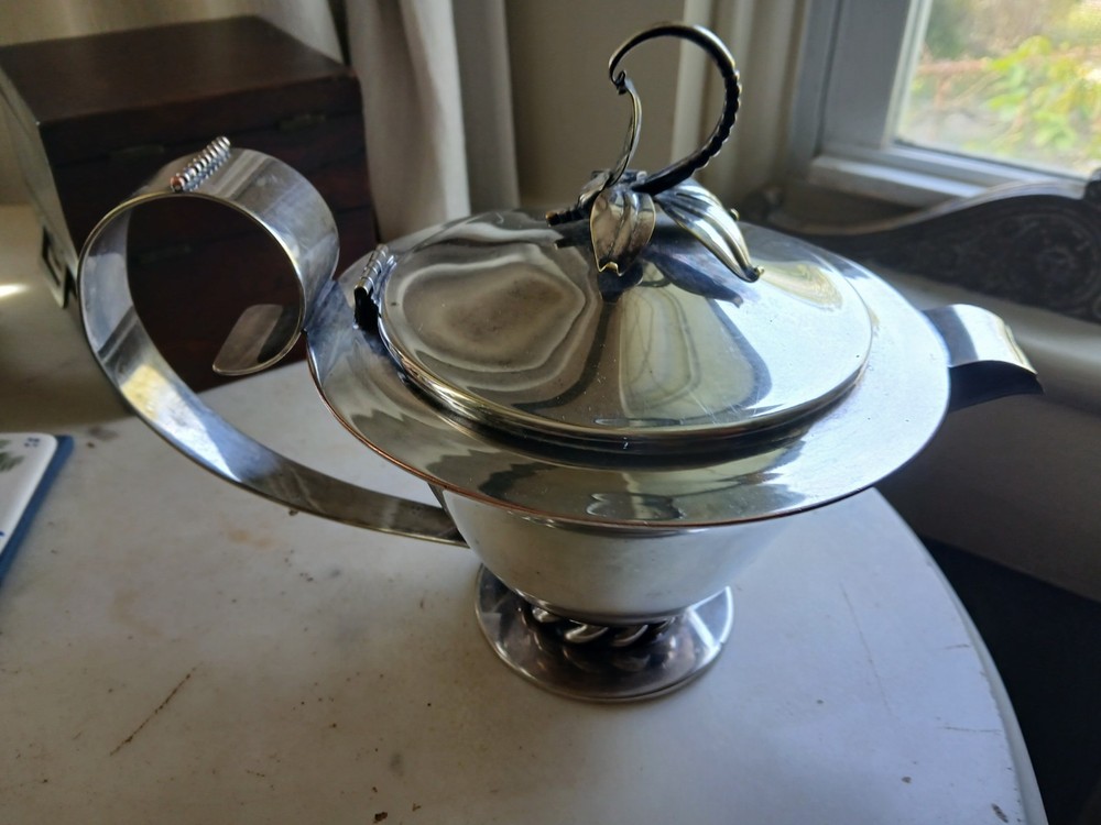 Royal Hickman Ingrid MCM silverplate teapot 10x7 Jensenesque"  c1940 danishstyle