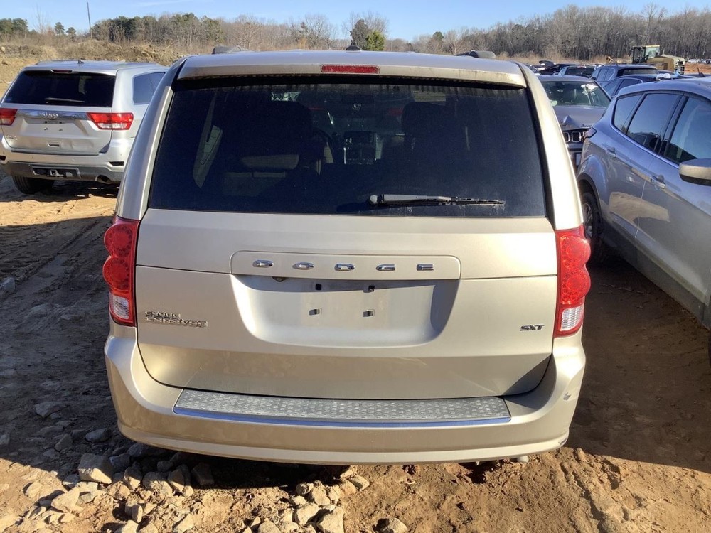 CARAVAN 2014 Glove Box 4964547