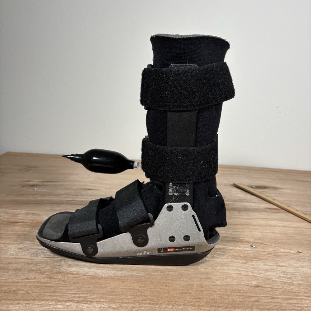 Bledsoe Lower Leg Brace Air Medium Pre-Owned