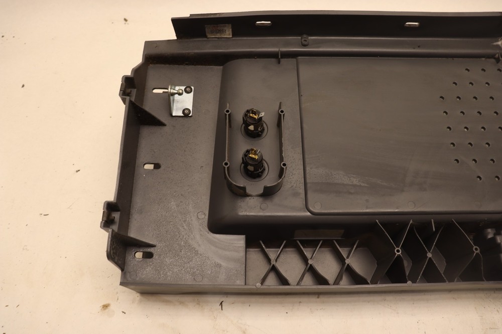 2008-2017 FREIGHTLINER CASCADIA 125 SLEEPER PARTITION LOWER BUNK PANEL OEM