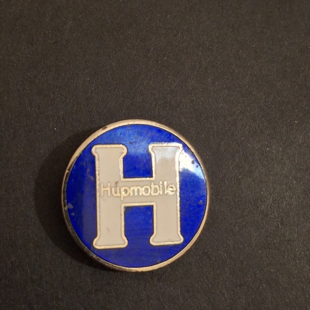 Hupmobile Lapel Pin