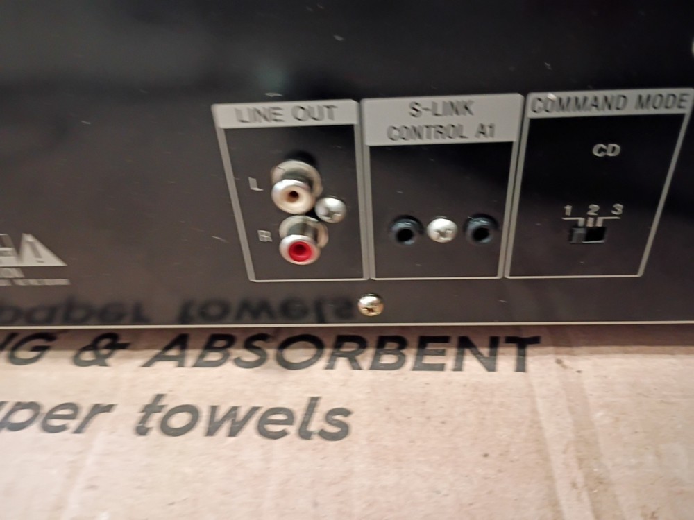 Sony CDP-CX200 CD Player No Remote Tested And Working