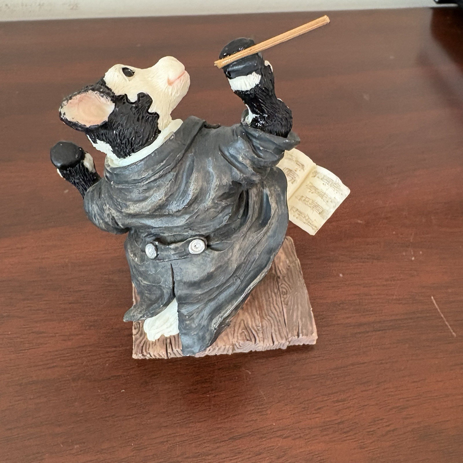 Ganz 1993 Tchaicowsky Cowtown Figurine Cow Music Conductor