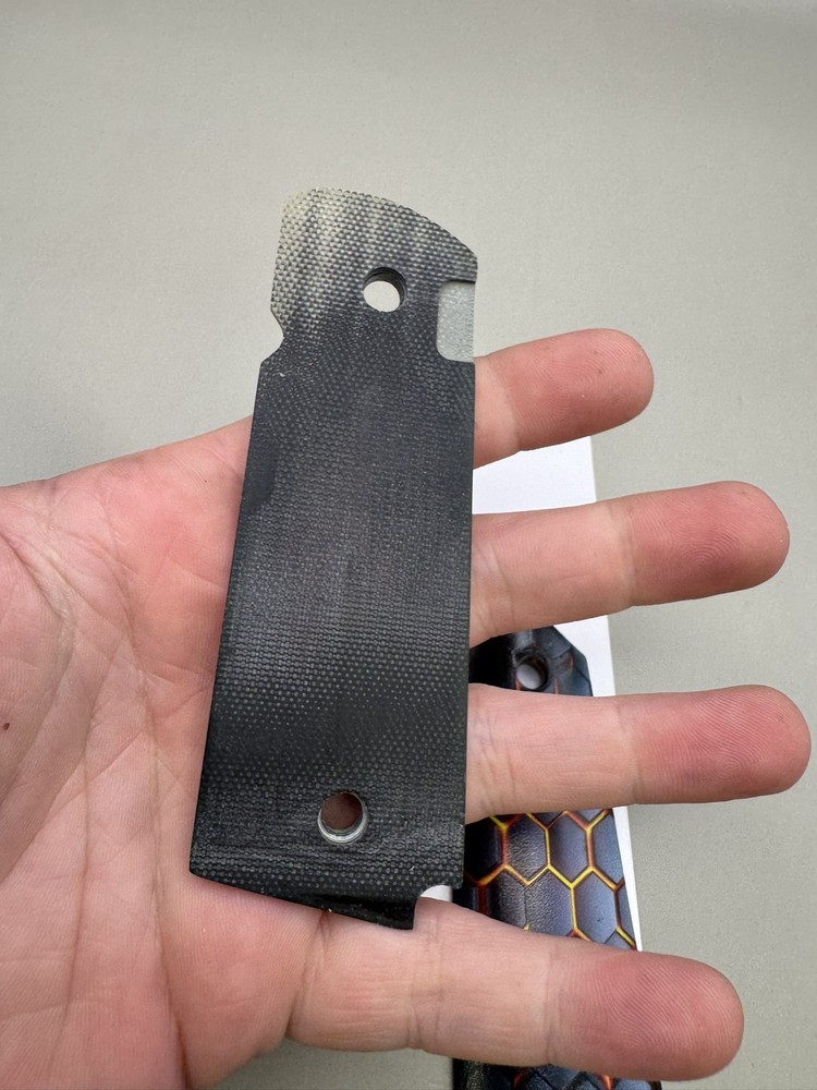 Vintage Paintball 1911/45 Style Split Grips Honeycomb Pattern