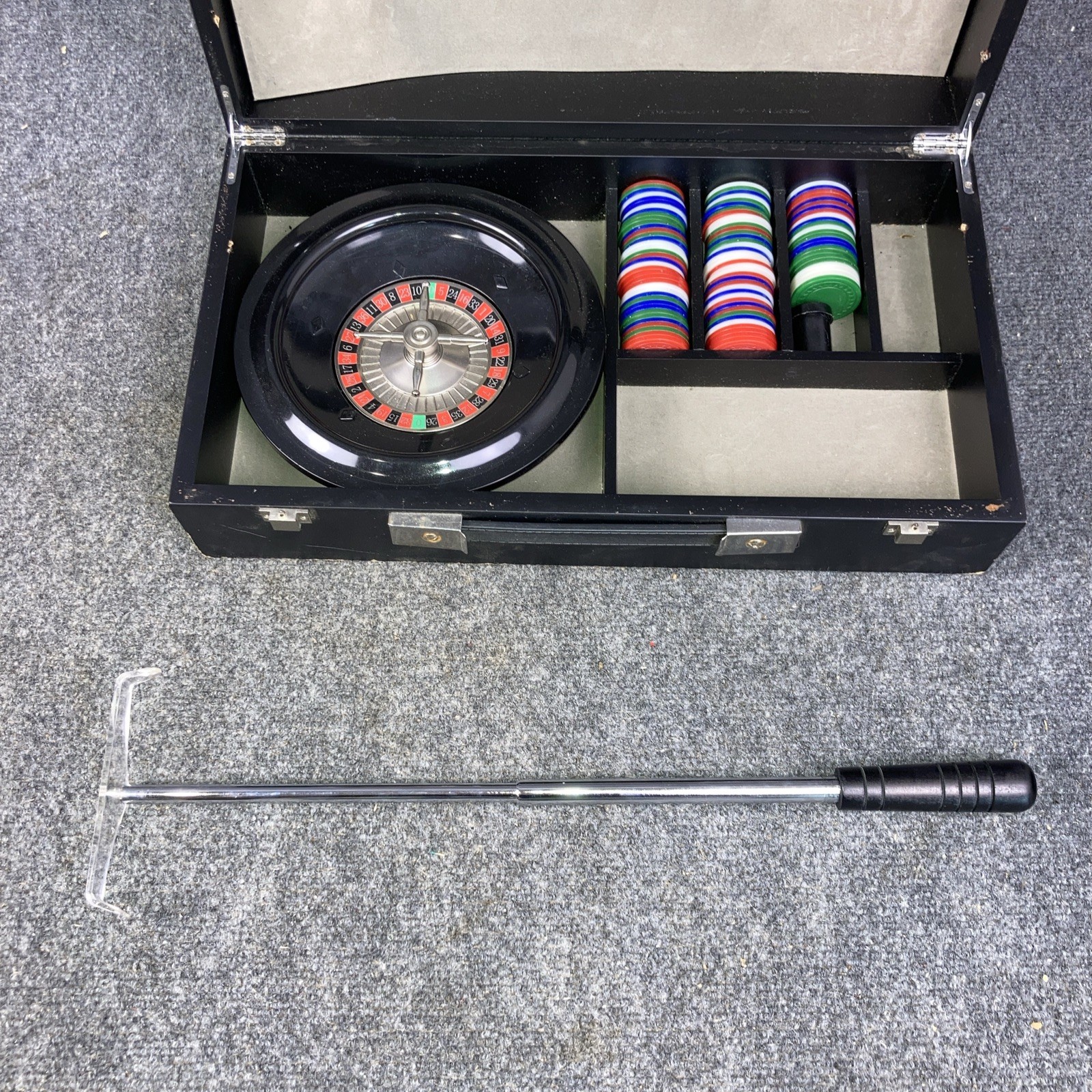 Vintage Casino Roulette Craps Blackjack Game Set in Wooden Case