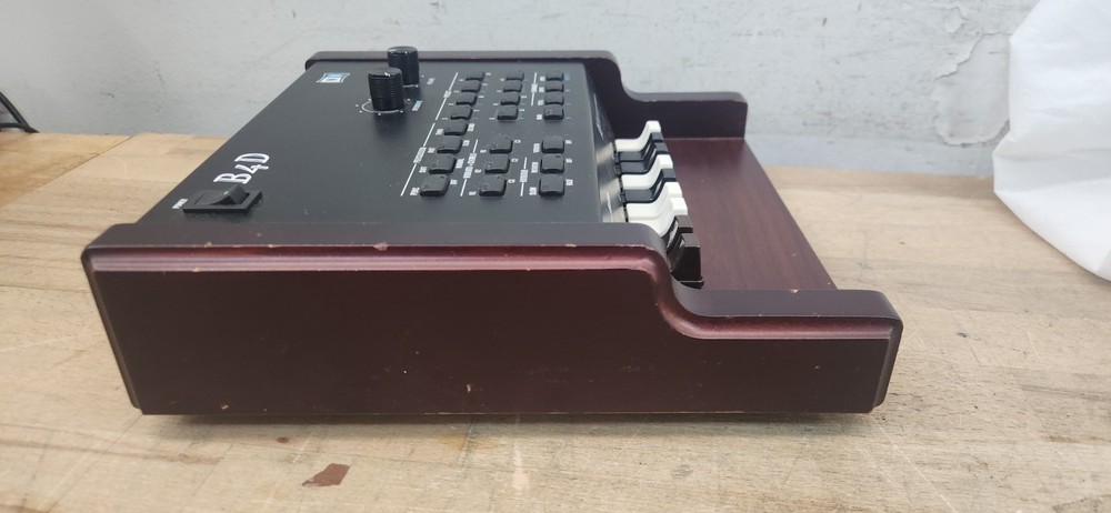 Native Instruments B4D Drawbar Organ Controller