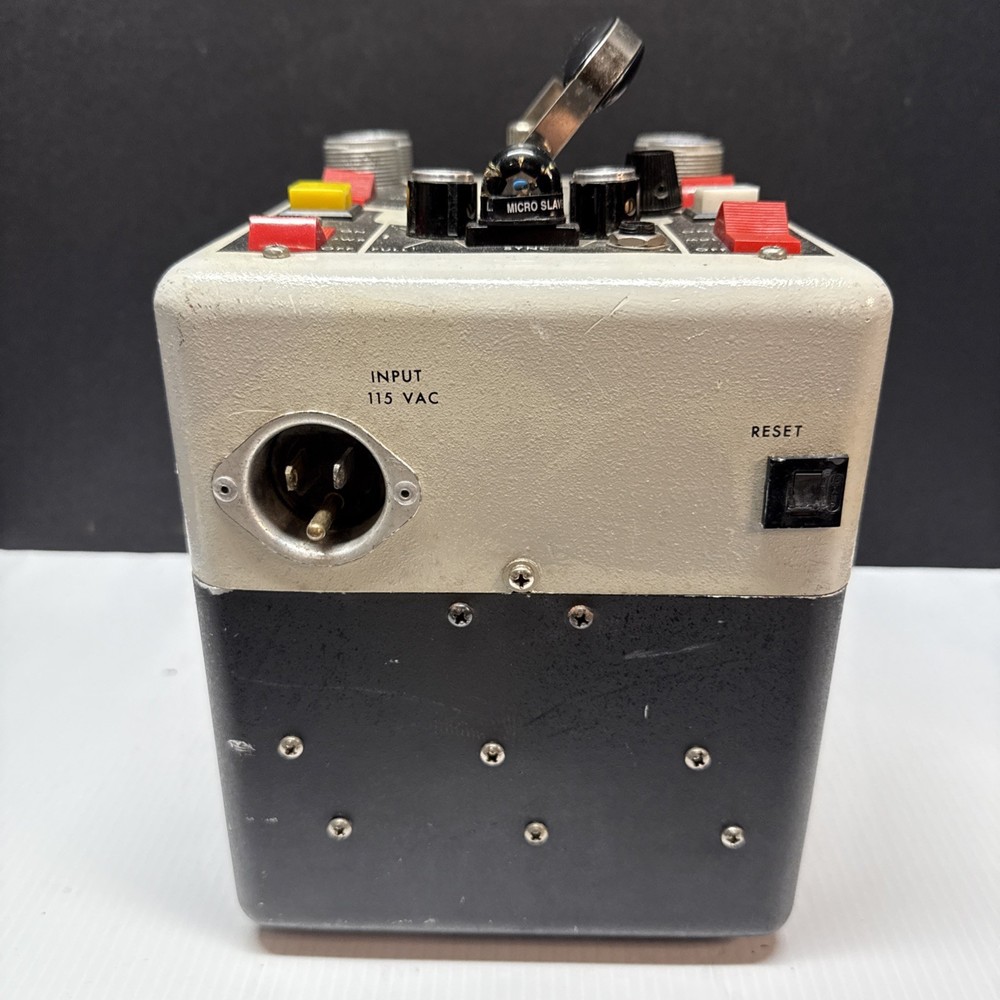 Norman P800-D Power Pack Flash Generator - No Cord - Pre Owned