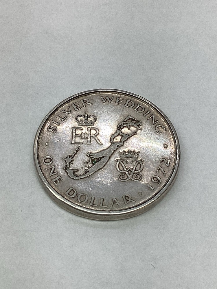 Canada One Dollar 1972 Silver Wedding