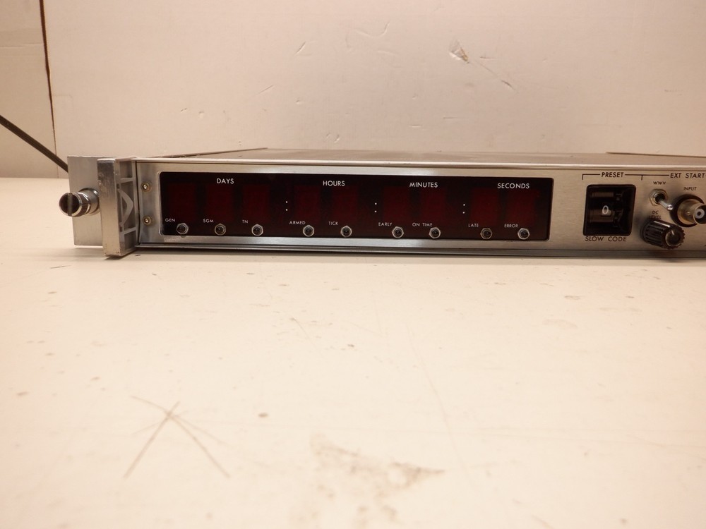 DATUM MODEL 9100 TIME CODE GENERATOR