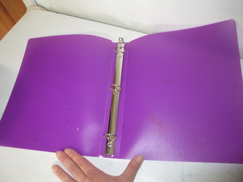 Standard Size 3 Ring Binder, Purple, Unbranded