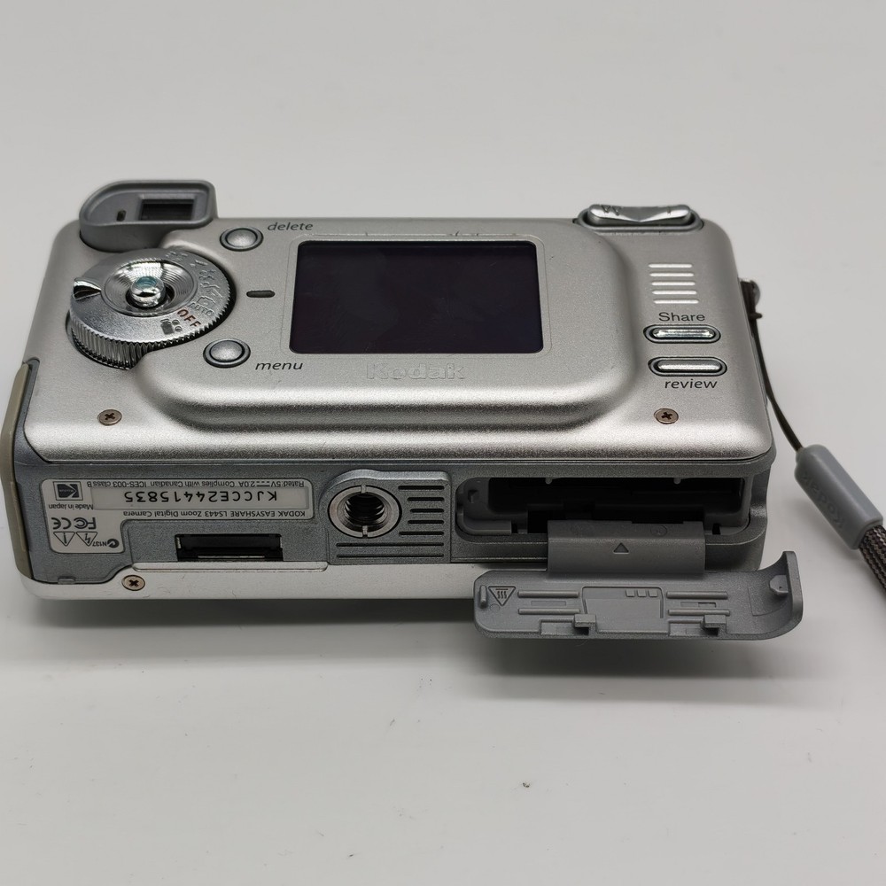 Kodak Digital Camera EasyShare LS443 4.0MP Silver UNTESTED