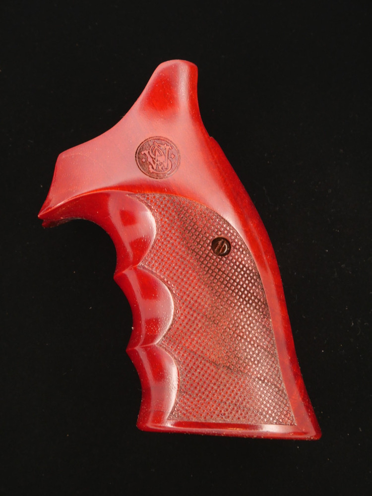 CUSTOM MADE S&W SMITH & WESSON K/L ROUND BUTT FRAME TARGET GRIP-CHECKERED-MAROON