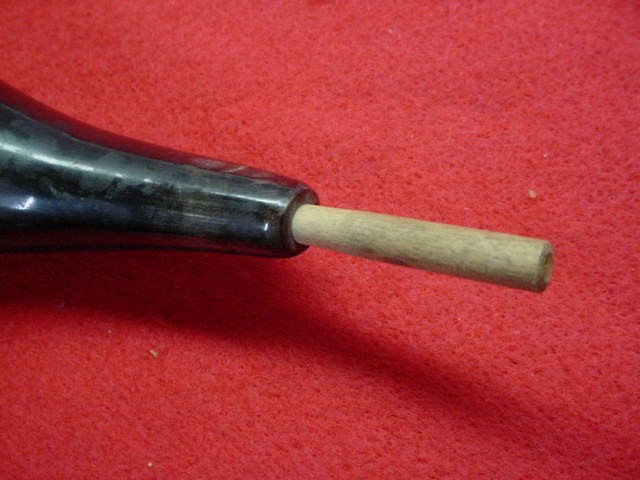 Muzzleloader Powder Horn- 8" Length- No Strap - Nice !! (E)