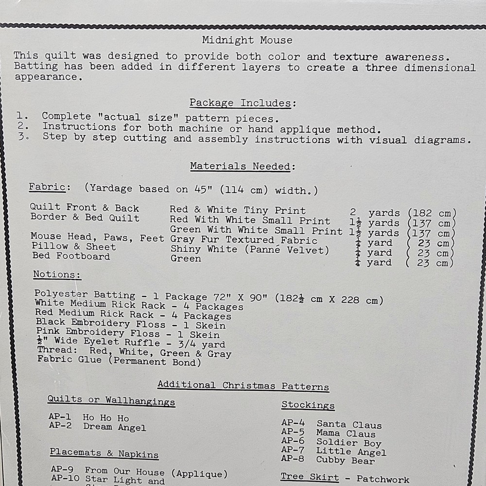 Christmas AP-3 Aunt Martha's machine zigzag applique Pattern Midnight Mouse