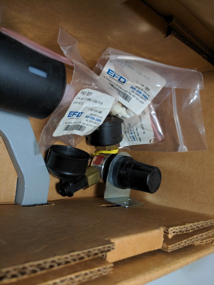 Nordson EFD 920BL Barrel Loader 12oz