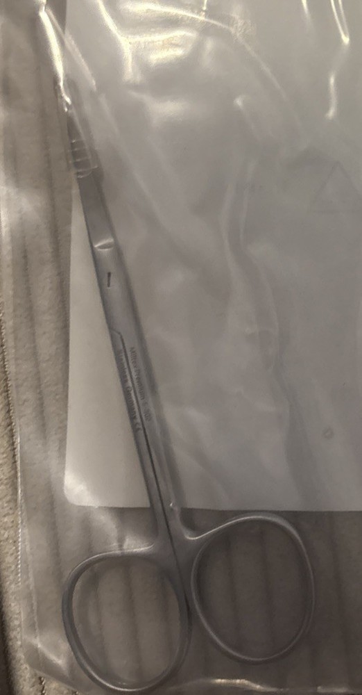 Integra Militex Iris Scissors 4”, Curved, Fine, Sharp Points