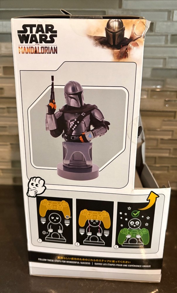 The Mandalorian Star Wars: Cable Guys Phone and Controller Holder