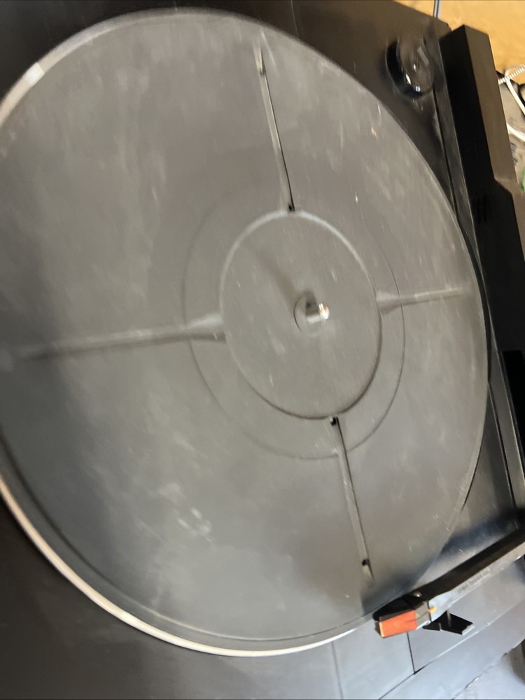 SANSUI P-L45 LINEAR TRACKING DIRECT DRIVE - FULL AUTOMATIC TURNTABLE UNTESTED