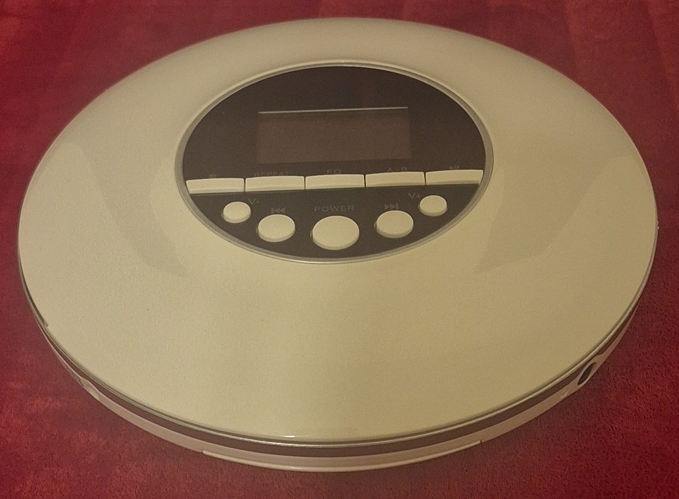 NWT Vintage CD Player Portable Compact CD Discman
