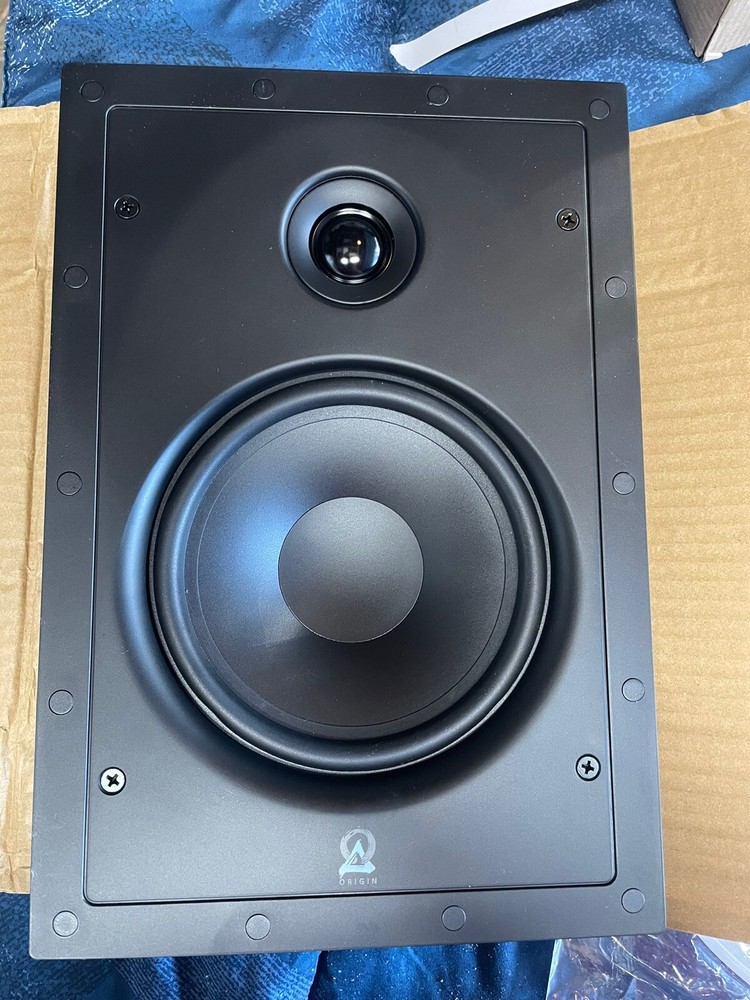 ORIGIN ACOUSTICS SPEAKER ON THE WALL