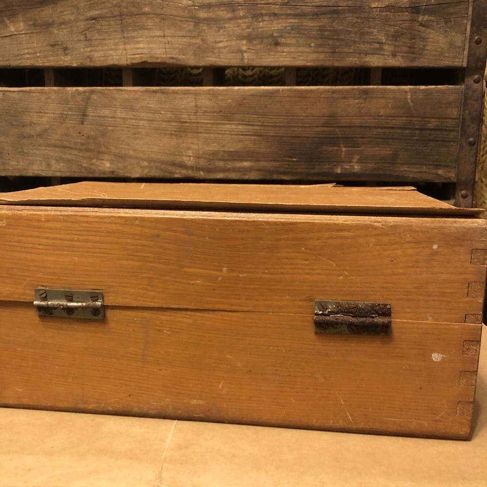 Vintage Microscope with Box Untested