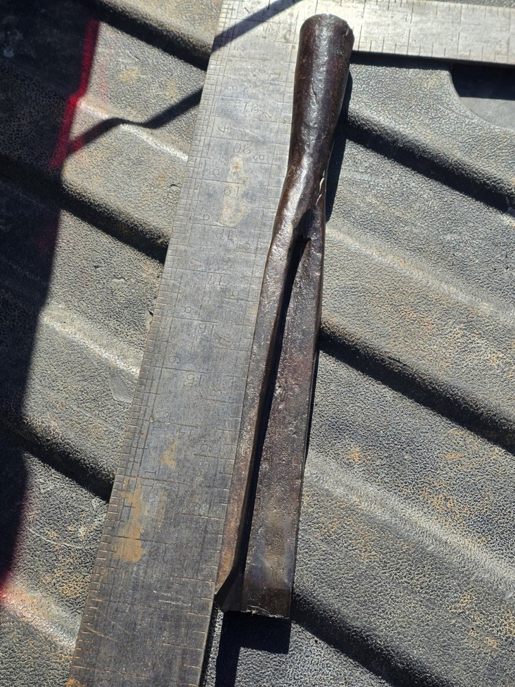 Early Antique Forged Corner Chisel ~1"