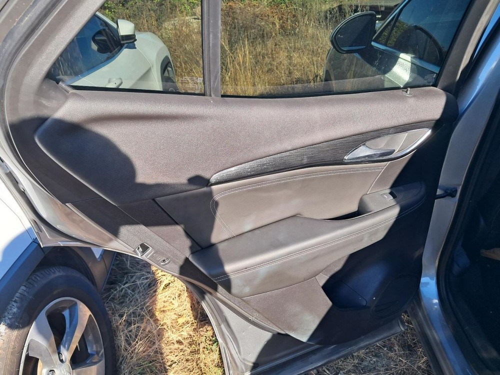 Fuse Box Engine ID 85653927 Fits 23 ENVISION 4854699