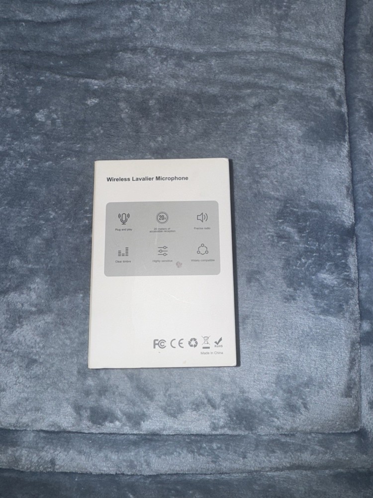 Wireless Lavalier Microphone Set, Dual Mics, Black, for iPhone