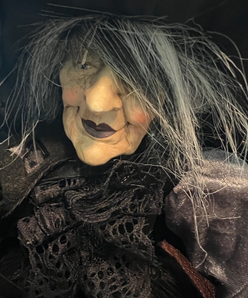 VTG Large Freestanding Ceramic & Cloth Witch Wayne Kleski Type Halloween