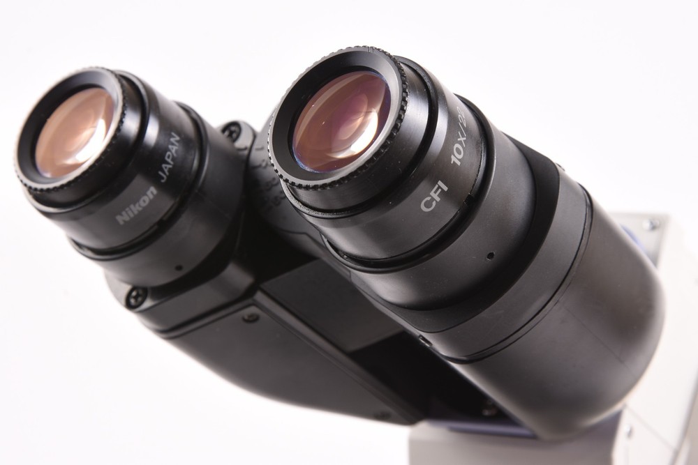 Nikon Eclipse E400 Microscope w/Plan 4x, 10x, & 40x Objectives, & More #T-65683