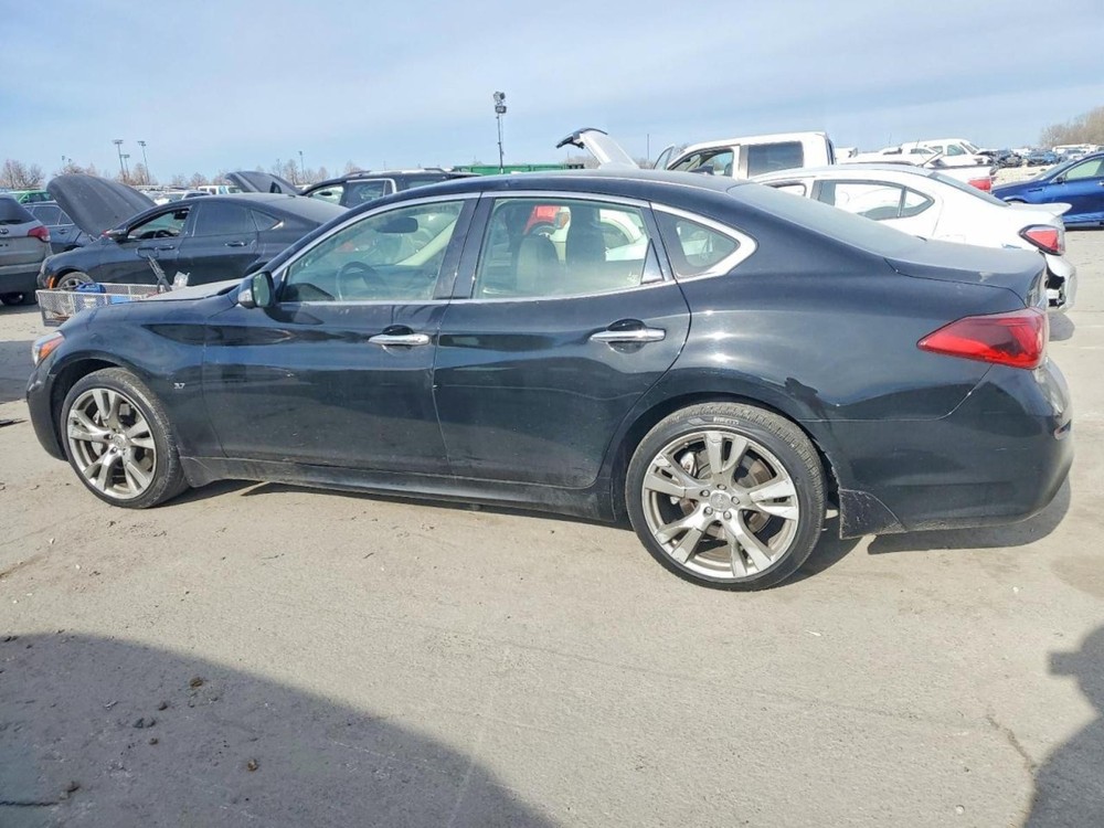 2016 INFINITI Q70 RR Door Trim Panel
