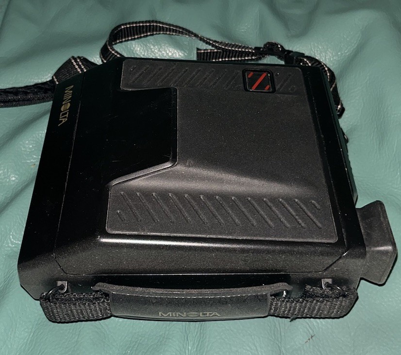 Minolta Instant Pro Instant Camera, CloseUp Camera (Spectra System)- Works, Pics
