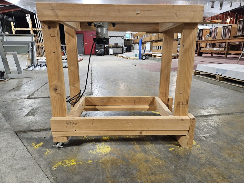 Table Mounted Router