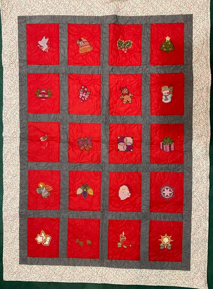 Wall Quilt lap small Bedspread Christmas Theme
