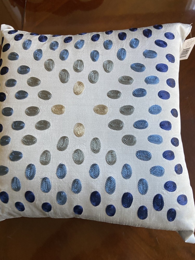 Rizzy Blue Dotted Gradient Bulbs Transitional Throw Pillow Circles